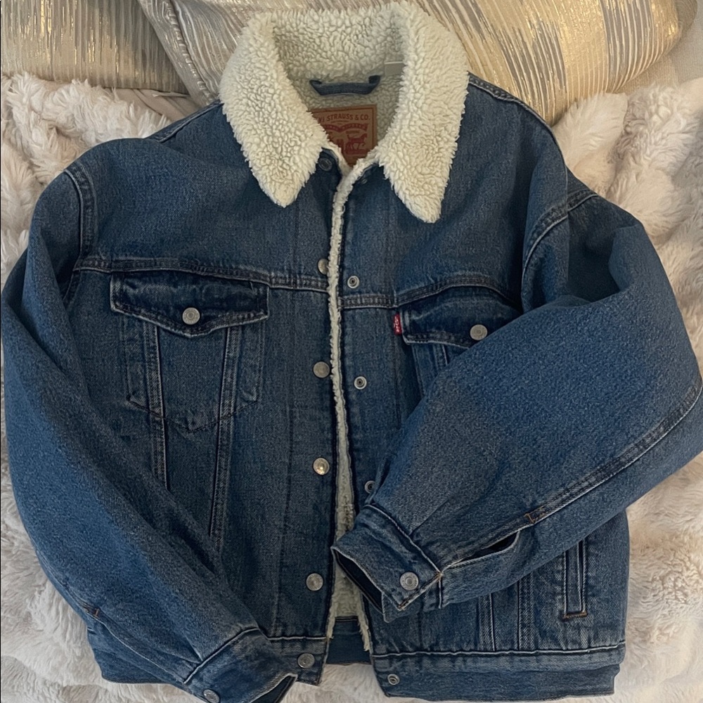 Men's Blue Sherpa-Lined Denim Jacket